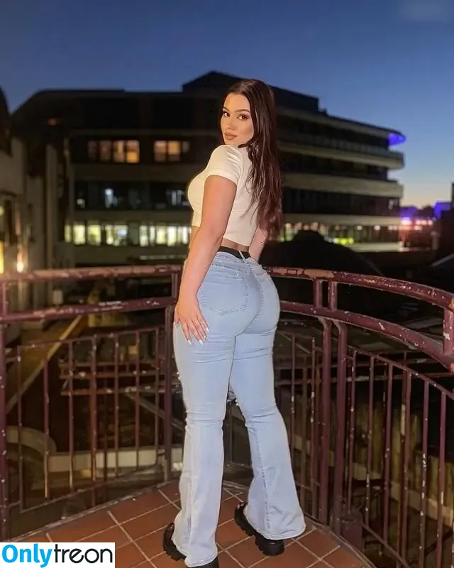 Mara.ambronn nude photo #0066 (Mara.ambronn)