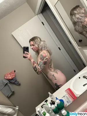 marceline_vox / MarcelineVox / satanscowgirl / satanscowgirl (Marci nude photo #0097