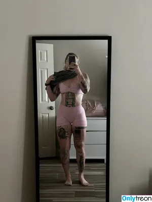 marceline_vox / MarcelineVox / satanscowgirl / satanscowgirl (Marci nude photo #0122