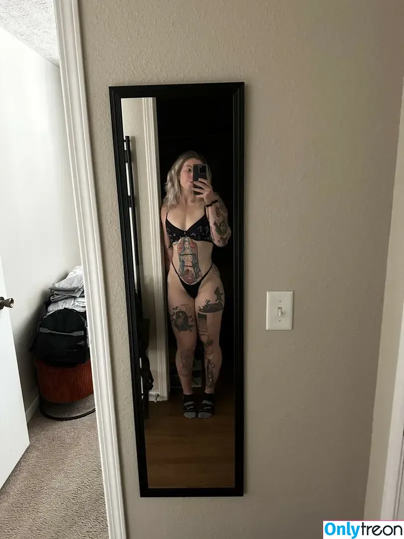 marceline_vox nude photo #0120 (MarcelineVox / satanscowgirl / satanscowgirl (Marci)