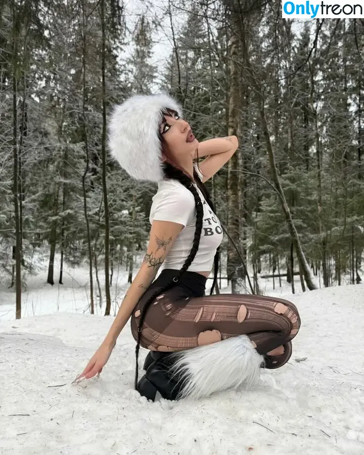 Marcellean nude photo #0028 (bogemaa_ / gothdessss)