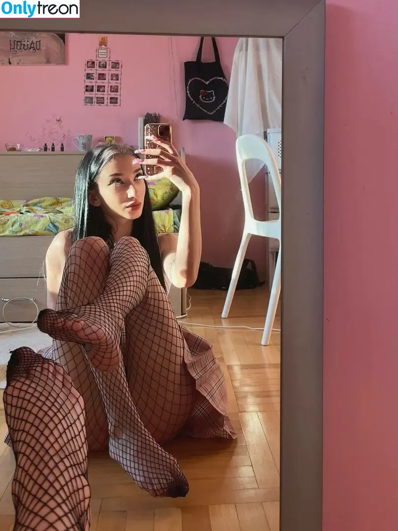 Marcellean nude photo #0039 (bogemaa_ / gothdessss)