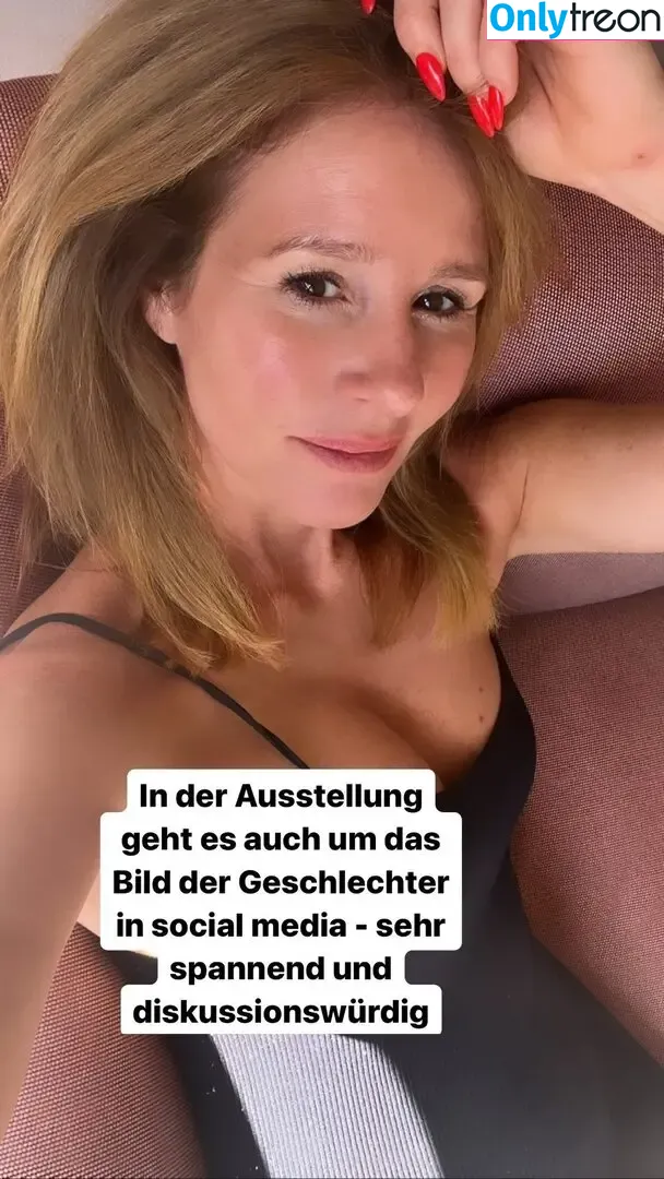 Mareile Höppner nude photo #0325 (mareilehoeppner_official)