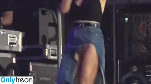 Maren Morris / marenmorris nude photo #0071