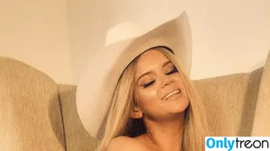 Maren Morris / marenmorris nude photo #0075