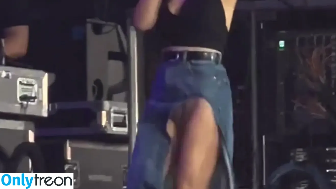 Maren Morris nude photo #0071 (marenmorris)