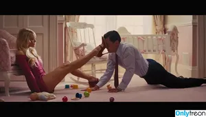 Margot Robbie / margotrobbieofficial nude photo #0124