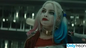 Margot Robbie / margotrobbieofficial nude photo #0188