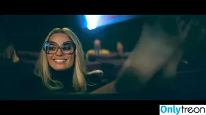 Margot Robbie / margotrobbieofficial nude photo #0342