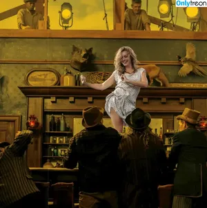 Margot Robbie / margotrobbieofficial nude photo #0515