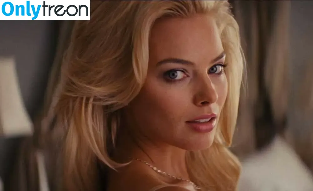 Margot Robbie nude photo #0148 (margotrobbieofficial)