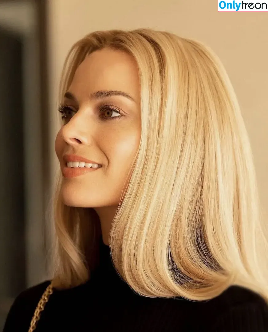 Margot Robbie nude photo #0191 (margotrobbieofficial)