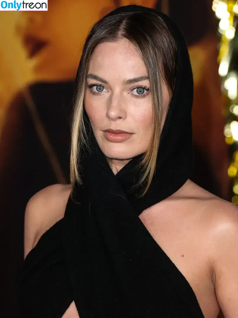 Margot Robbie nude photo #0491 (margotrobbieofficial)