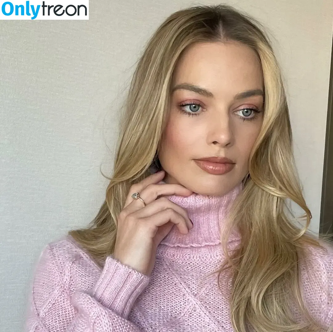 Margot Robbie nude photo #0873 (margotrobbieofficial)