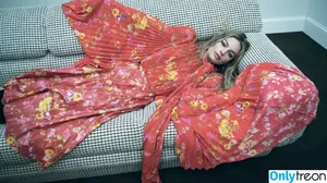 Margot Robbie / margotrobbieofficial nude photo #1141