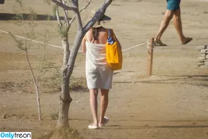 Margot Robbie / margotrobbieofficial nude photo #1249