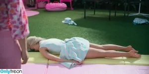 Margot Robbie / margotrobbieofficial nude photo #1430