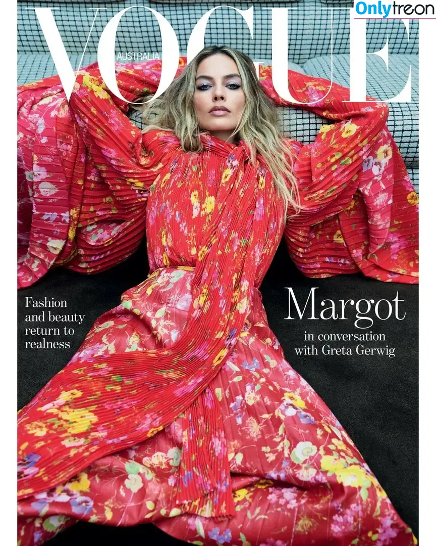Margot Robbie nude photo #1136 (margotrobbieofficial)