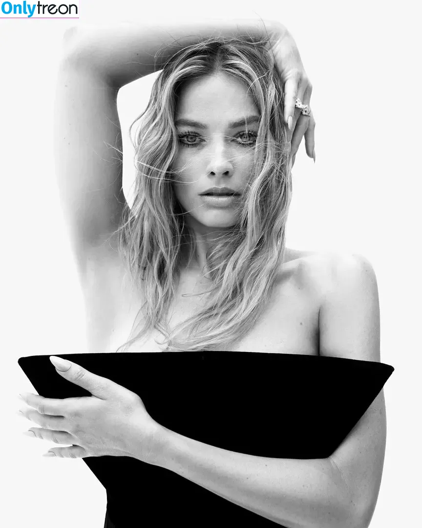 Margot Robbie nude photo #1154 (margotrobbieofficial)