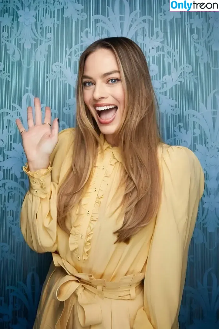 Margot Robbie nude photo #1292 (margotrobbieofficial)