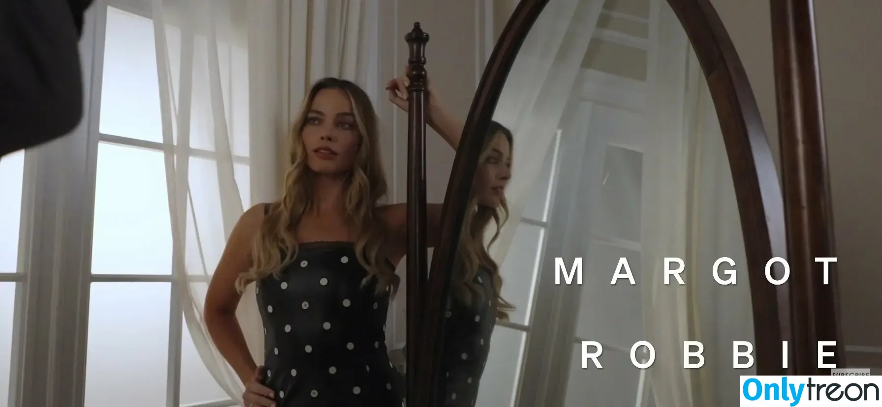 Margot Robbie nude photo #1525 (margotrobbieofficial)