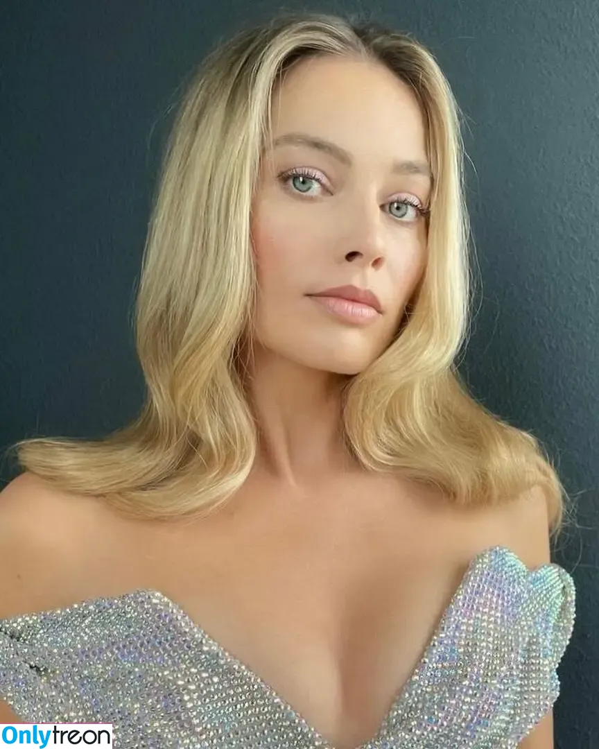 Margot Robbie nude photo #1722 (margotrobbieofficial)