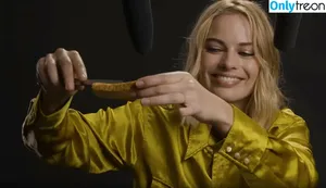 Margot Robbie / margotrobbieofficial nude photo #2284