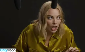 Margot Robbie / margotrobbieofficial nude photo #2286