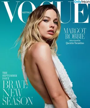 Margot Robbie / margotrobbieofficial nude photo #2292