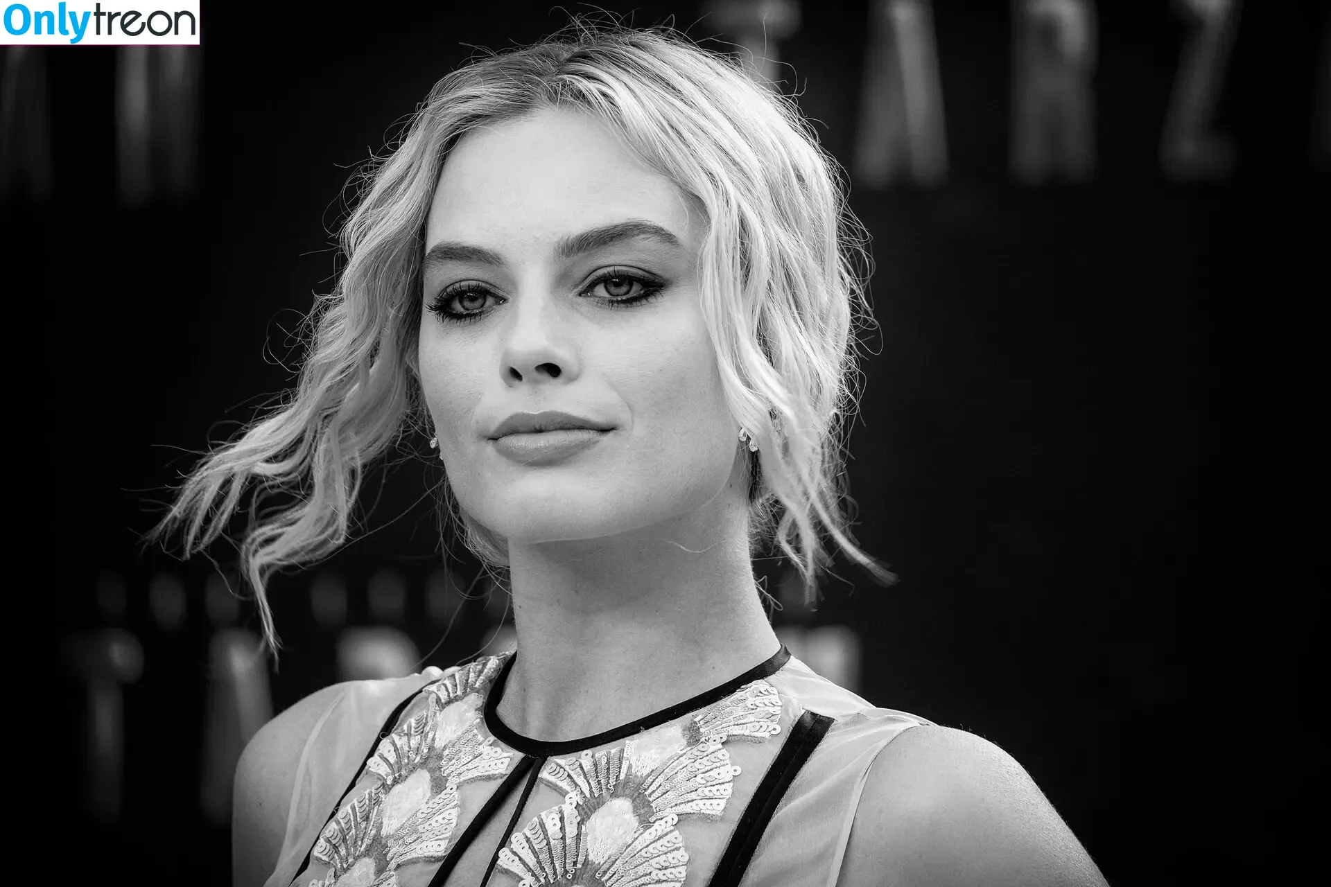 Margot Robbie nude photo #2139 (margotrobbieofficial)