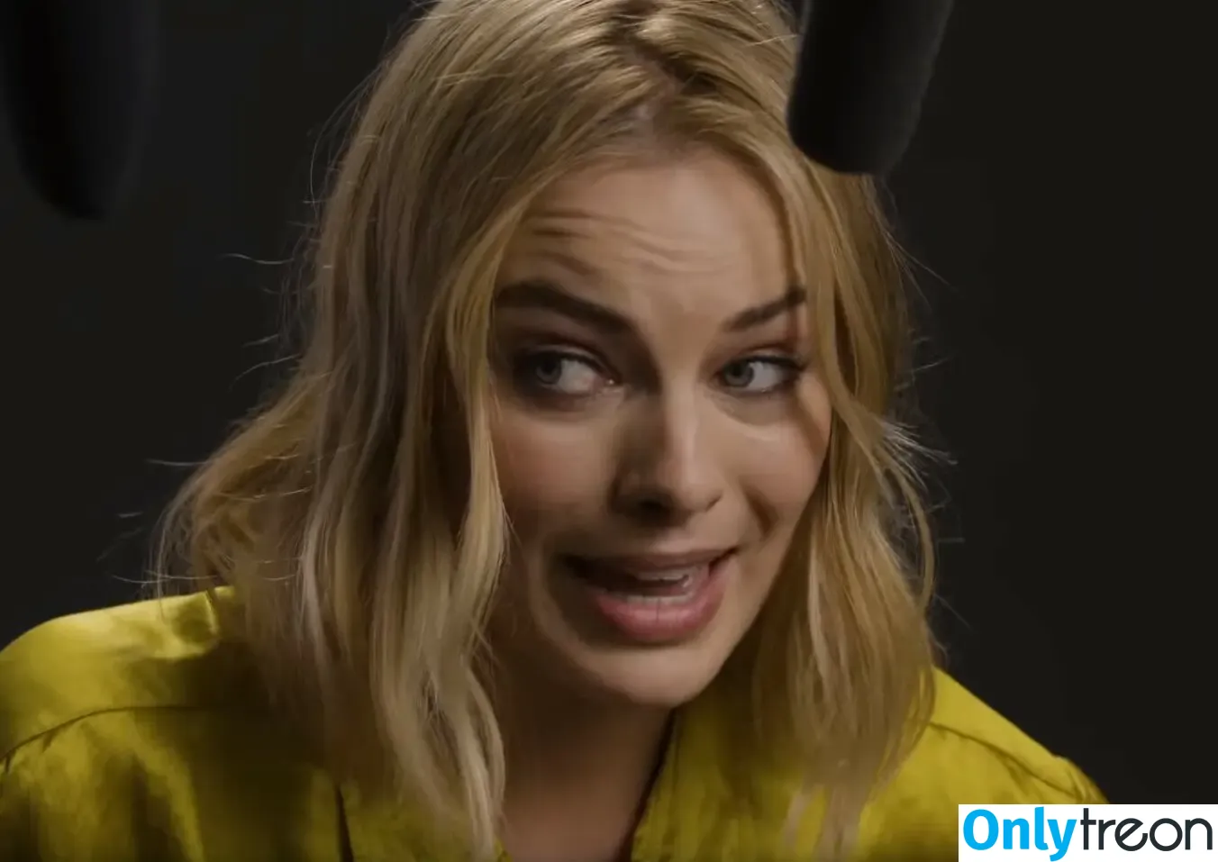 Margot Robbie nude photo #2287 (margotrobbieofficial)