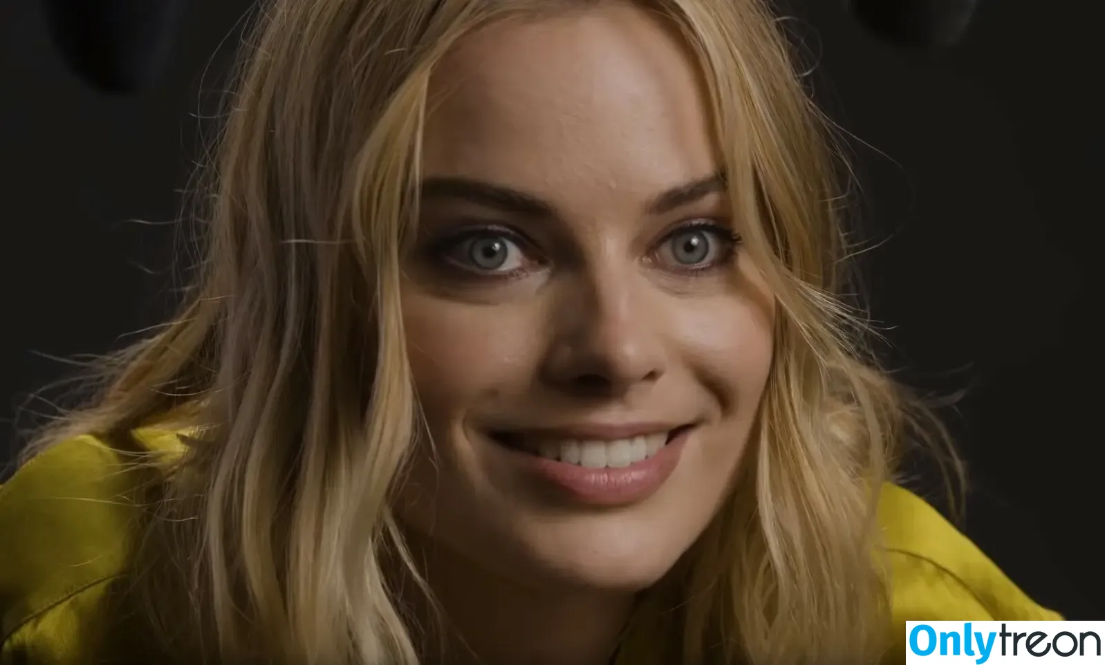Margot Robbie nude photo #2288 (margotrobbieofficial)