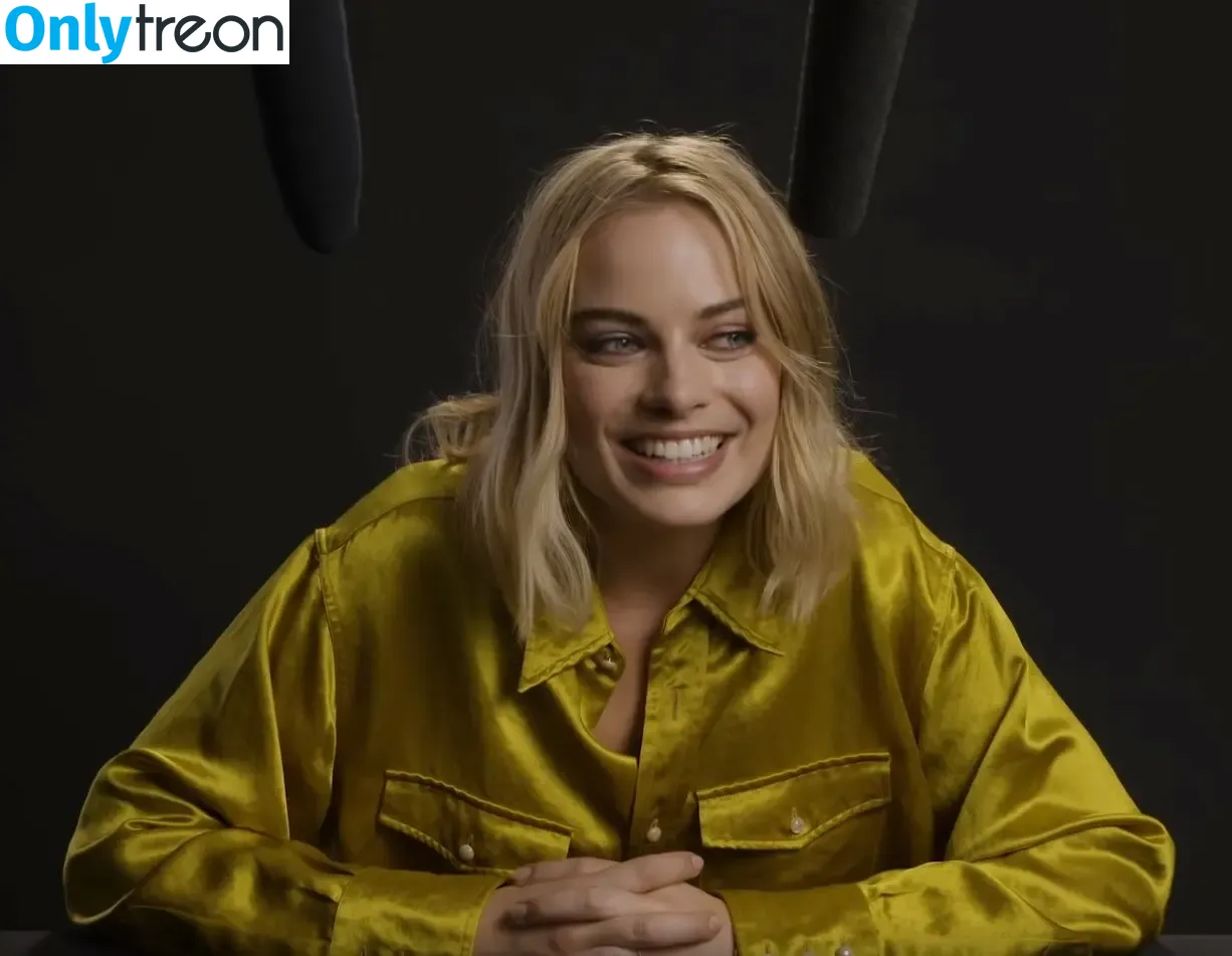 Margot Robbie nude photo #2324 (margotrobbieofficial)