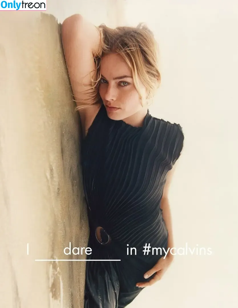 Margot Robbie nude photo #2412 (margotrobbieofficial)