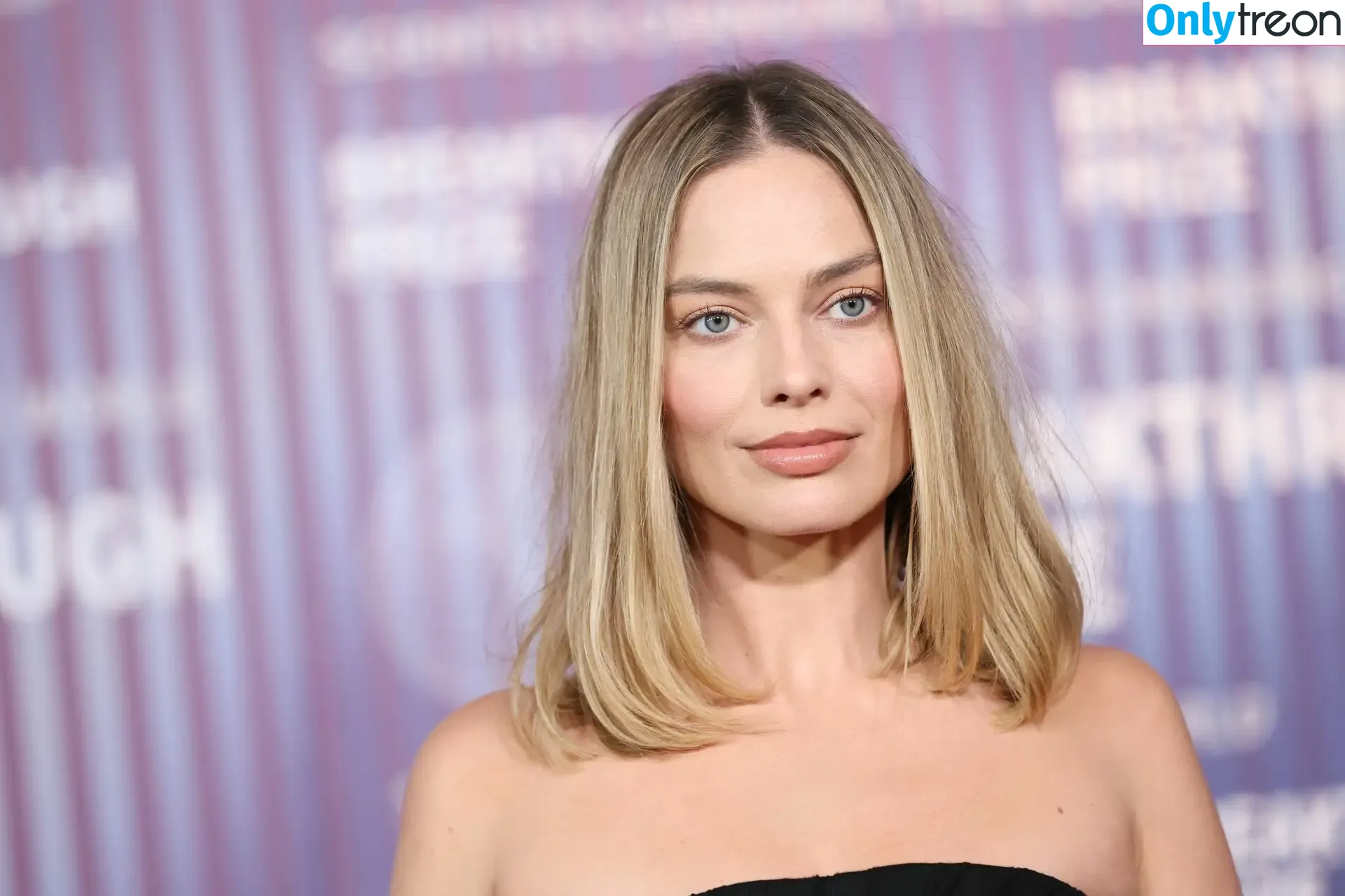 Margot Robbie nude photo #2454 (margotrobbieofficial)
