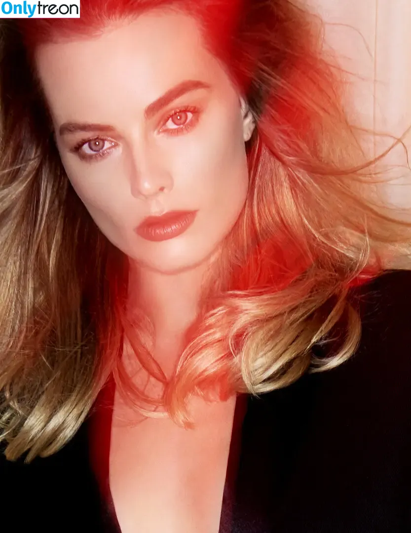 Margot Robbie nude photo #2548 (margotrobbieofficial)