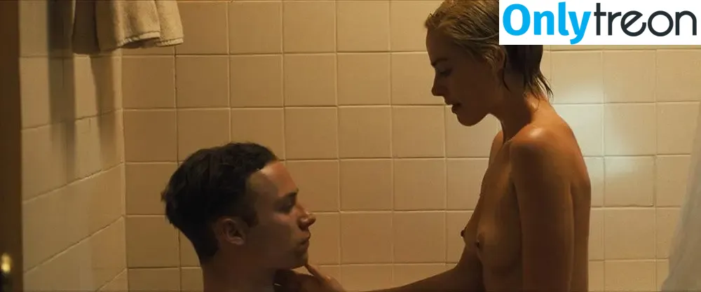 Margot Robbie nude photo #2582 (margotrobbieofficial)