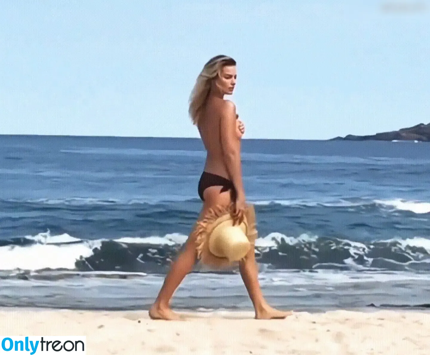 Margot Robbie nude photo #2992 (margotrobbieofficial)