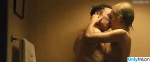 Margot Robbie / margotrobbieofficial nude photo #3597