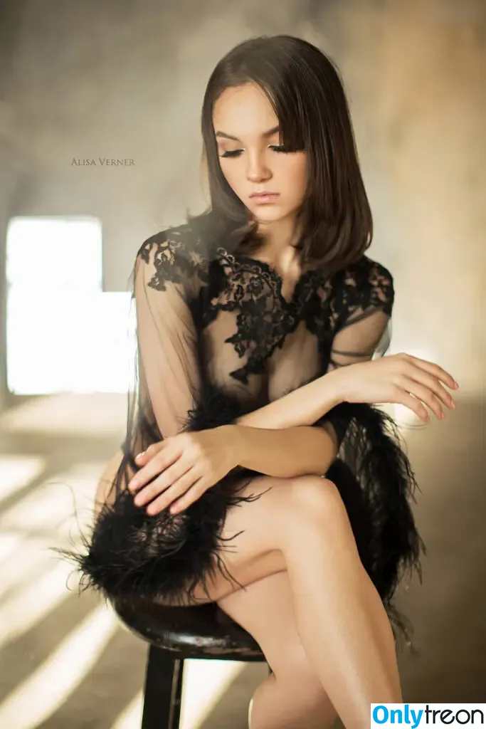 Maria Demina nude photo #0376 (ohwhatawoman)