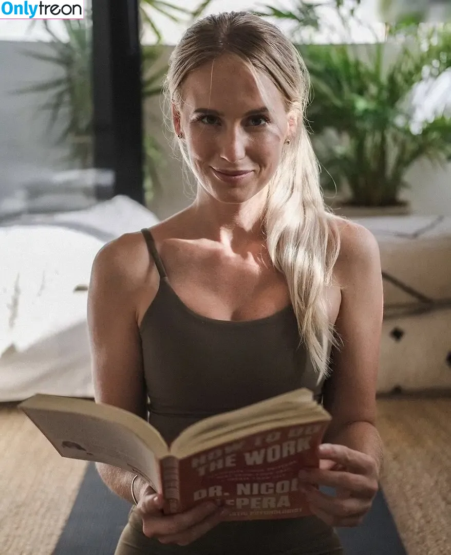 Maria Fagerström nude photo #0004 (mariathepilot)