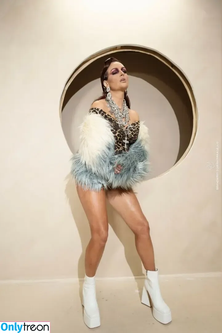 Maria Kanellis nude photo #0452 (MariaLKanellis / mariakanellis / tsmariagk)