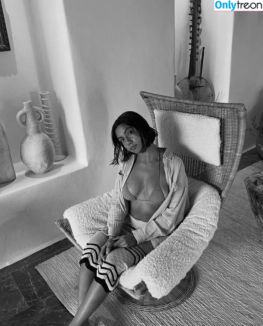 Maria Mood nude photo #0008 (mariamood____ / miamoobs)