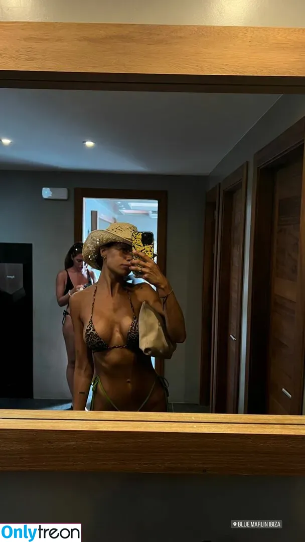 Maria Mood nude photo #0044 (mariamood____ / miamoobs)