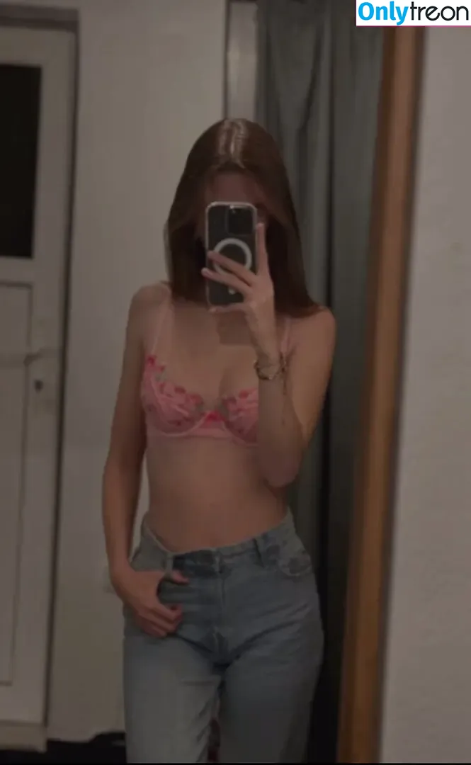 Marie Celine Mey nude photo #0020 (marie_hopefully_girl)