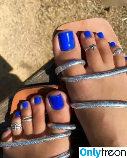 Marie French Feetgirl nude photo #0031 (mariefrenchfeet / mariefrenchfeetgirl / storyofmarieffg)