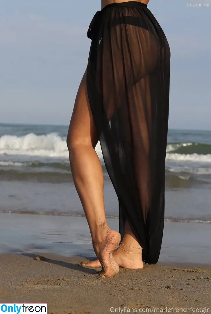Marie French Feetgirl nude photo #0039 (mariefrenchfeet / mariefrenchfeetgirl / storyofmarieffg)