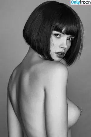 Marie Grippon / join / mariegrippon nude photo #0209