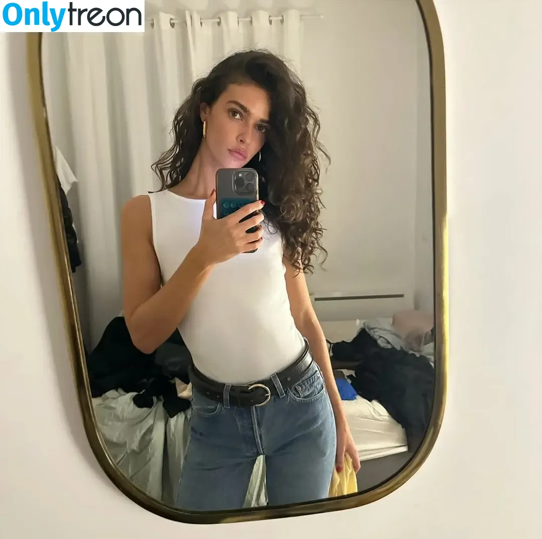 Marie Teissonniere nude photo #0023 (marie_teissonniere)