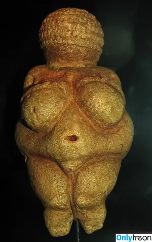  nude photo #0005